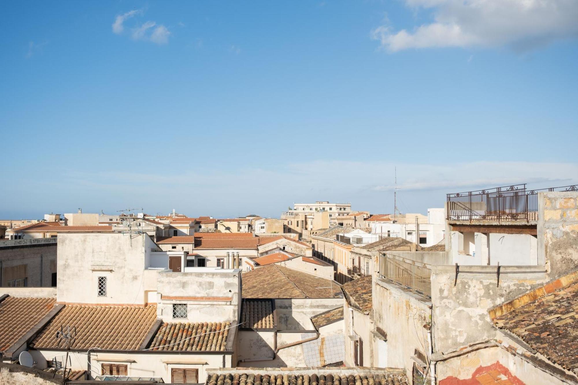 Sopra I Tetti Di Ballaro Palermo Exterior foto
