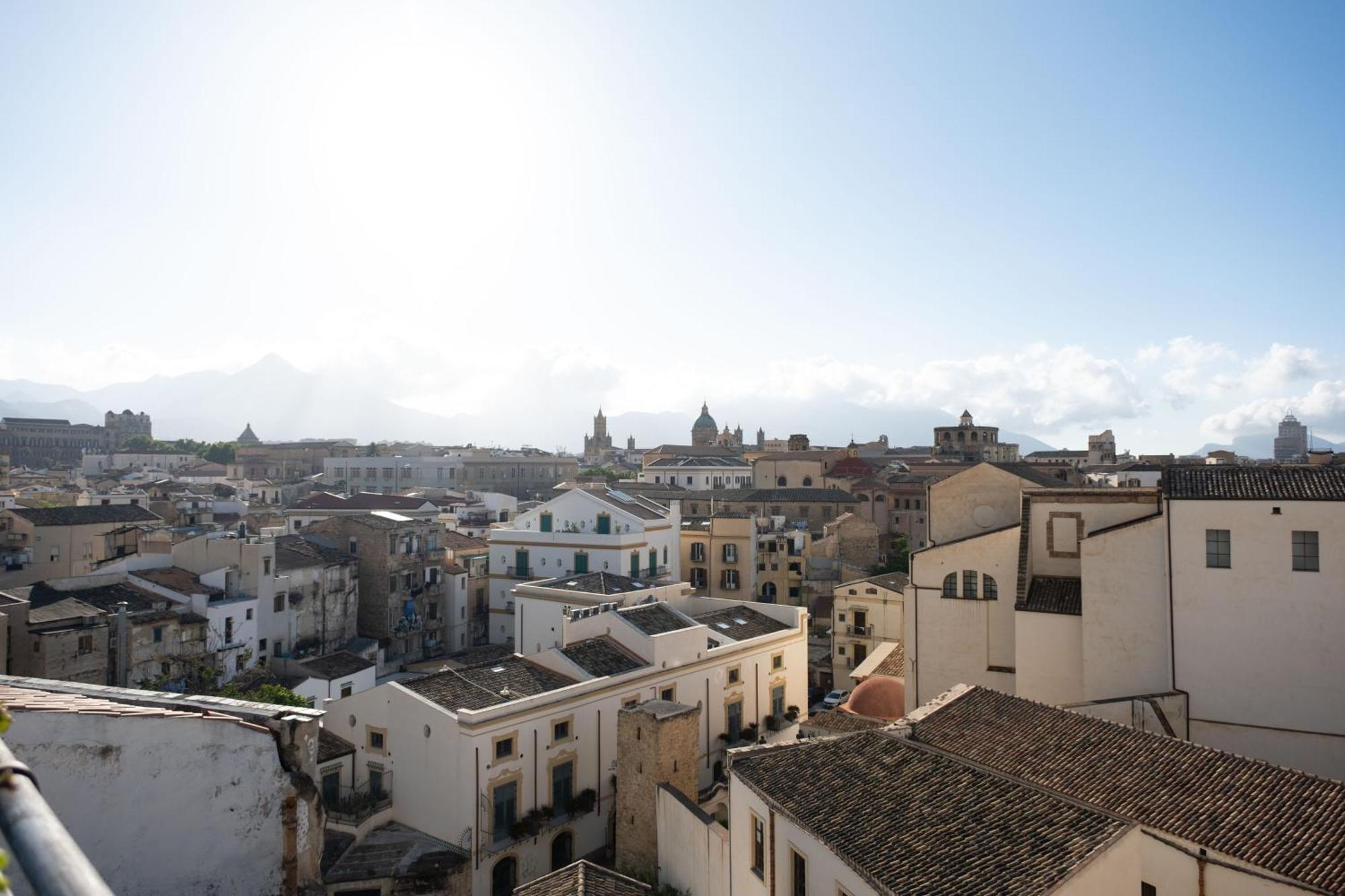 Sopra I Tetti Di Ballaro Palermo Exterior foto